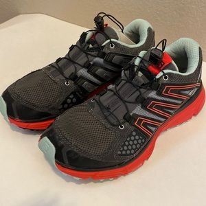 Salomon trail running shoes 8.5